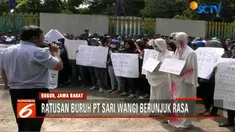 Sudah dua bulan tak membayar gaji, ratusan buruh perusahaan bubuk teh kemasan PT Sari Wangi menggelar unjuk rasa dan aksi teatrikal.
