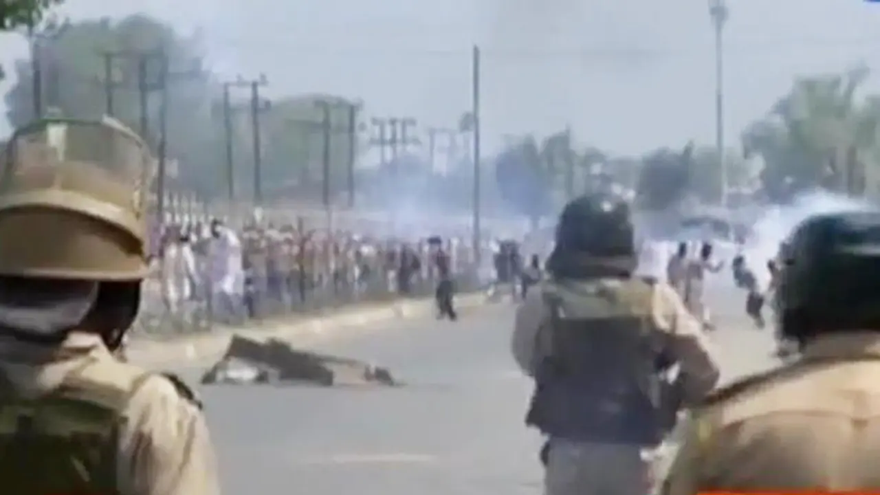 Bentrokan di Kashmir