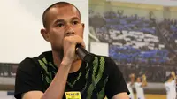 Bek sekaligus kapten Persib di Liga 1 2018, Supardi Nasir. (Bola.com/Erwin Snaz)