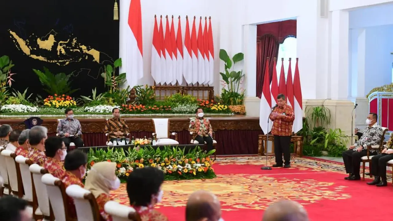 Kepala Badan Pengawas Keuangan dan Pembangunan (BPKP) Muhammad Yusuf Ateh mengungkap angka komitmen belanja dalam negeri mencapai Rp 720,88 triliun. Ini berasal dari kementerian, lembaga, BUMN, hingga pemerintah daerah.