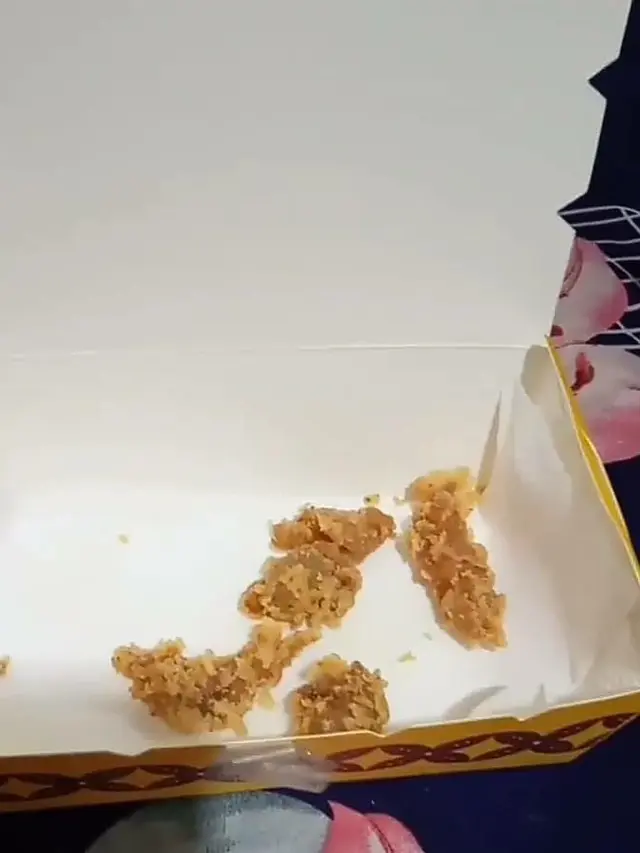 7 Momen Apes saat Beli Makanan Ini Nyesek Abis, Pernah Mengalami?