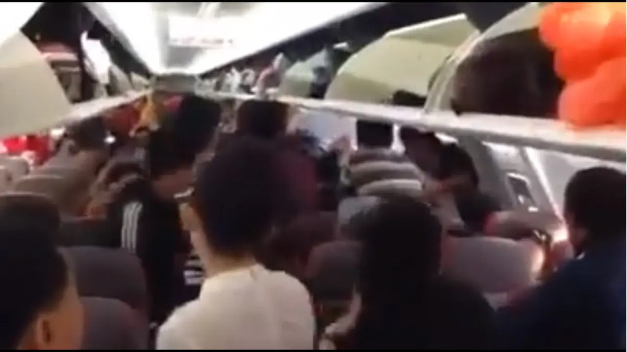 Heboh! Video Bentrok Pramugari vs Penumpang Batik Air