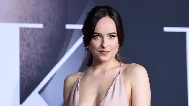 20170203-Pemutaran-Film-Fifty-Shades-Darker-AS-Dakota-Johnson-AP-AFP