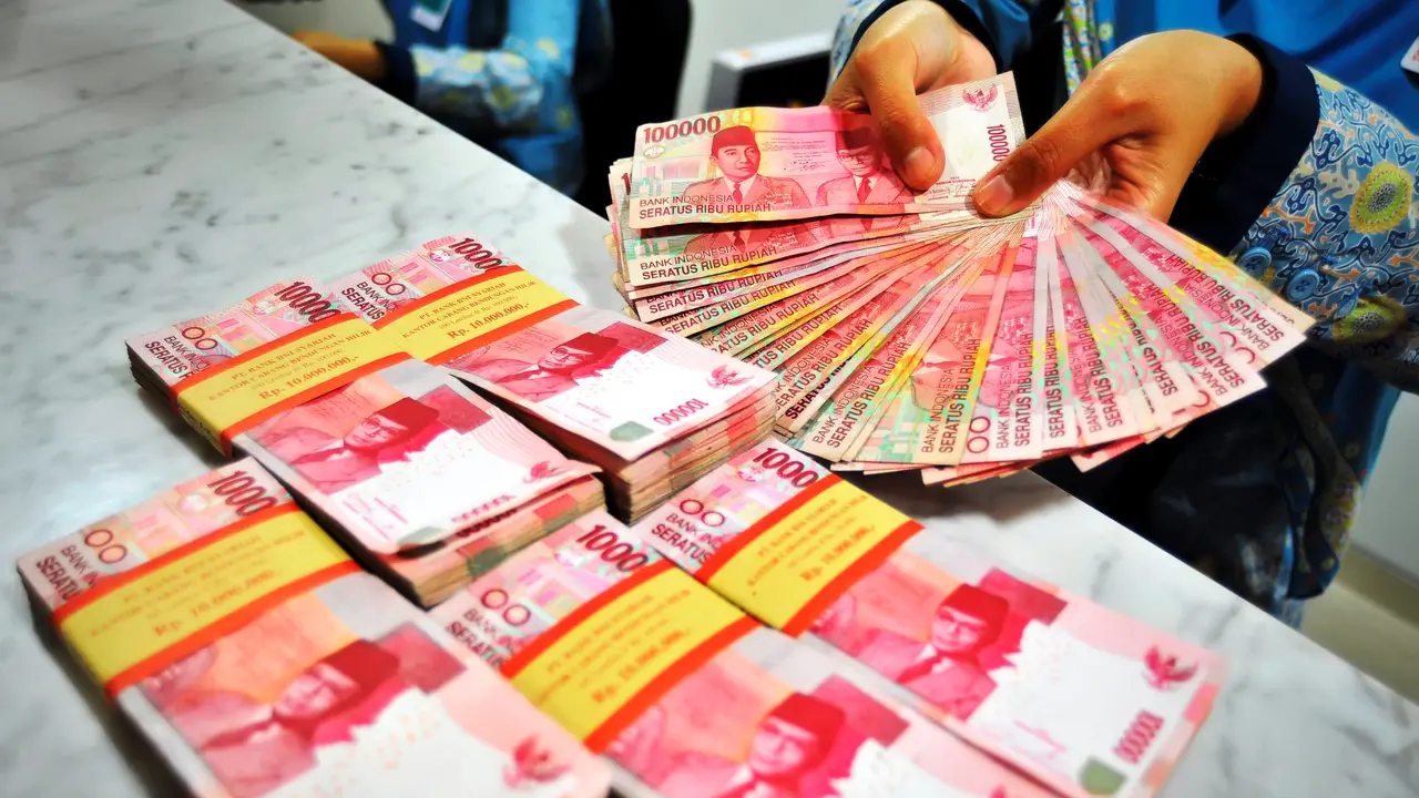 Gokil, Gaji Pendamping Wali Kota Makassar Ngalahin Gaji Presiden
