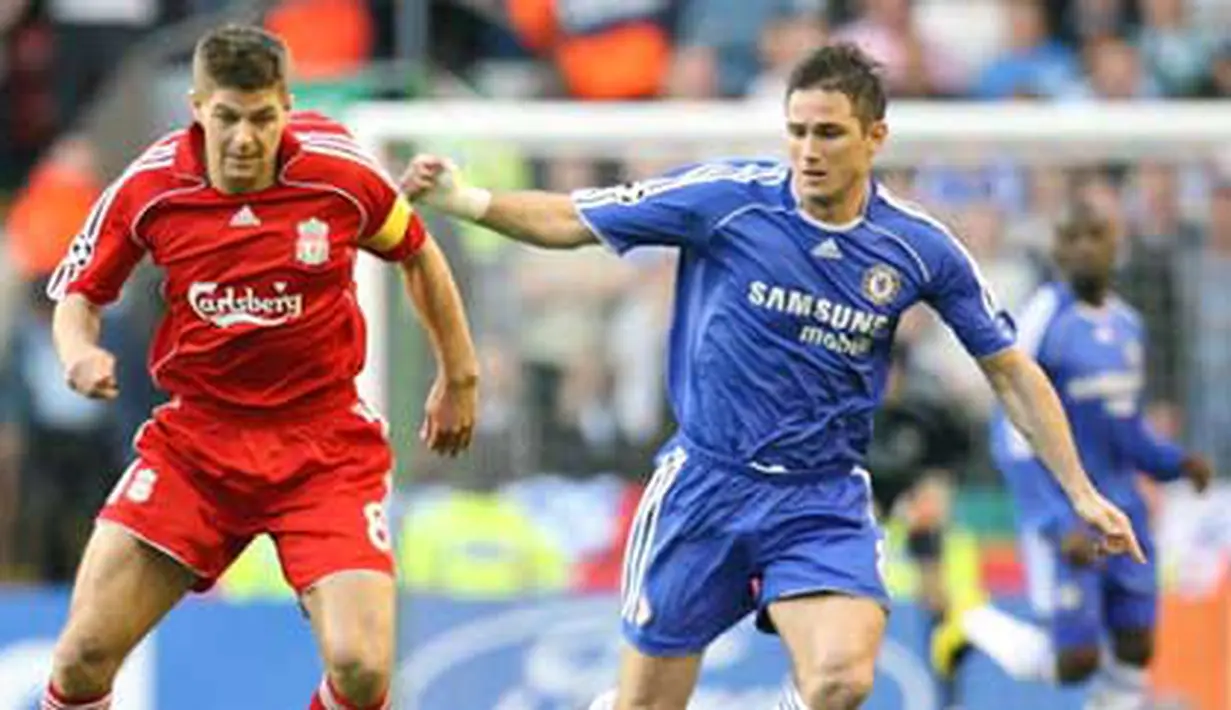 Liverpools Steven Gerrard vies for the ball with Chelsea&#039;s Frank Lampard during their European Champions League semi final first leg match at Anfield, Liverpool, on 01 May 2007. AFP PHOTO/PAUL ELLIS