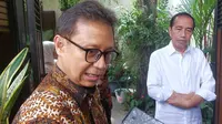 Tiga anggota Kabinet Merah Putih di antaranya Menteri KKP Sakti wahyu Trenggono, Menkes Budi Gunadi Sadikin dan Wamenaker Immanuel Ebenezer sowan Jokowi di Solo, Jumat (11/4).(Liputan6.com/Fajar Abrori).