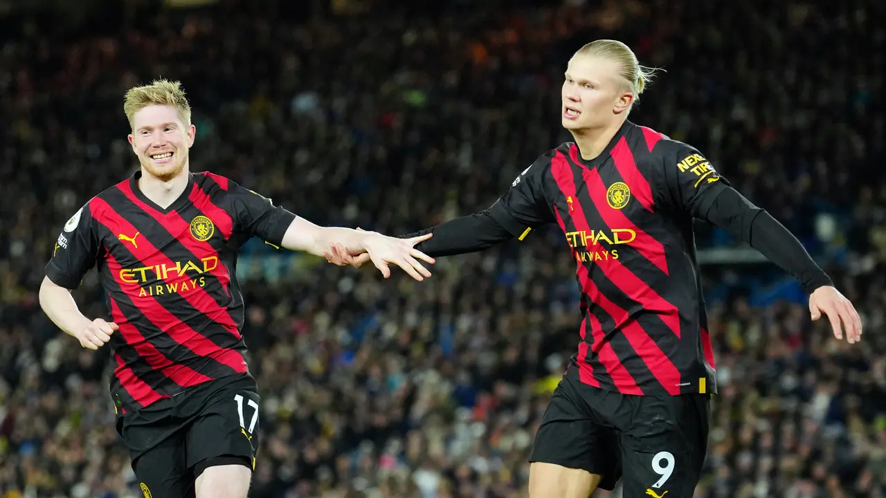 Hasil Liga Inggris: Taklukkan Leeds United, Manchester City Bayangi Arsenal di Puncak Klasemen