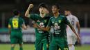 Taisei Marukawa menambah pundi-pundi golnya dengan mencetak 17 gol dari 32 penampilannya musim ini bersama Persebaya Surabaya. (Bola.com/M Iqbal Ichsan)