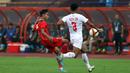 Di masa injury time babak pertama, Marselino Ferdinan berhasil mencetak gol ketiga lewat sebuah tendangan voli dalam situasi kemelut di muka gawang Myanmar. (Bola.com/Ikhwan Yanuar)