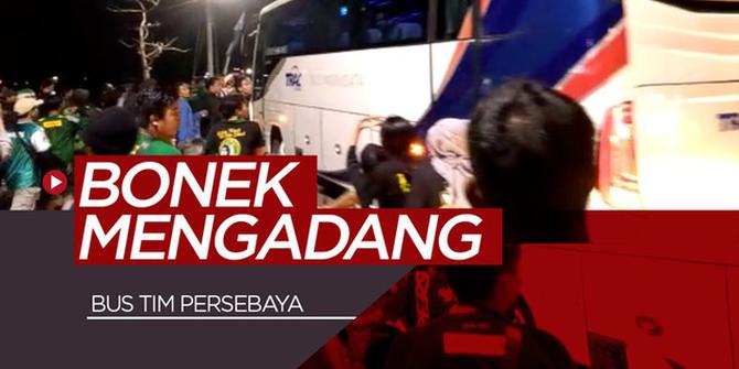 VIDEO: Bonek Mengadang Bus Persebaya Setelah Laga Kontra Madura United