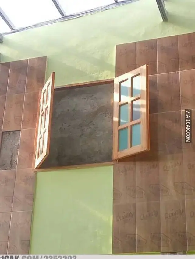 8 Potret Pintu dan Jendela Ini Nyeleneh Banget, Bikin Geleng Kepala