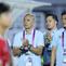 Timnas Indonesia U-17 dipastikan gagal lolos ke semifinal Piala AFF U-17 2026. Tampak dalam foto, ekspresi pelatih Timnas Indonesia, Kurniawan Dwi Yulianto jelang bertanding melawan Vietnam pada laga pamungkas Grup A Piala AFF U-17 2026 di Stadion Gelora Delta, Sidoarjo, Jawa Timur, Minggu (19/4/2026) malam WIB. (Bola.com/M Iqbal Ichsan)