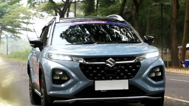 Suzuki Fronx Jadi yang Terlaris Diincar Pengunjung GIIAS 2025 untuk Test Drive