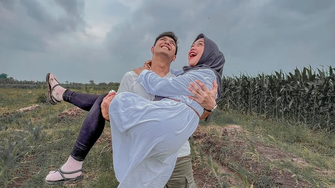 Ria Ricis dan Teuku Ryan