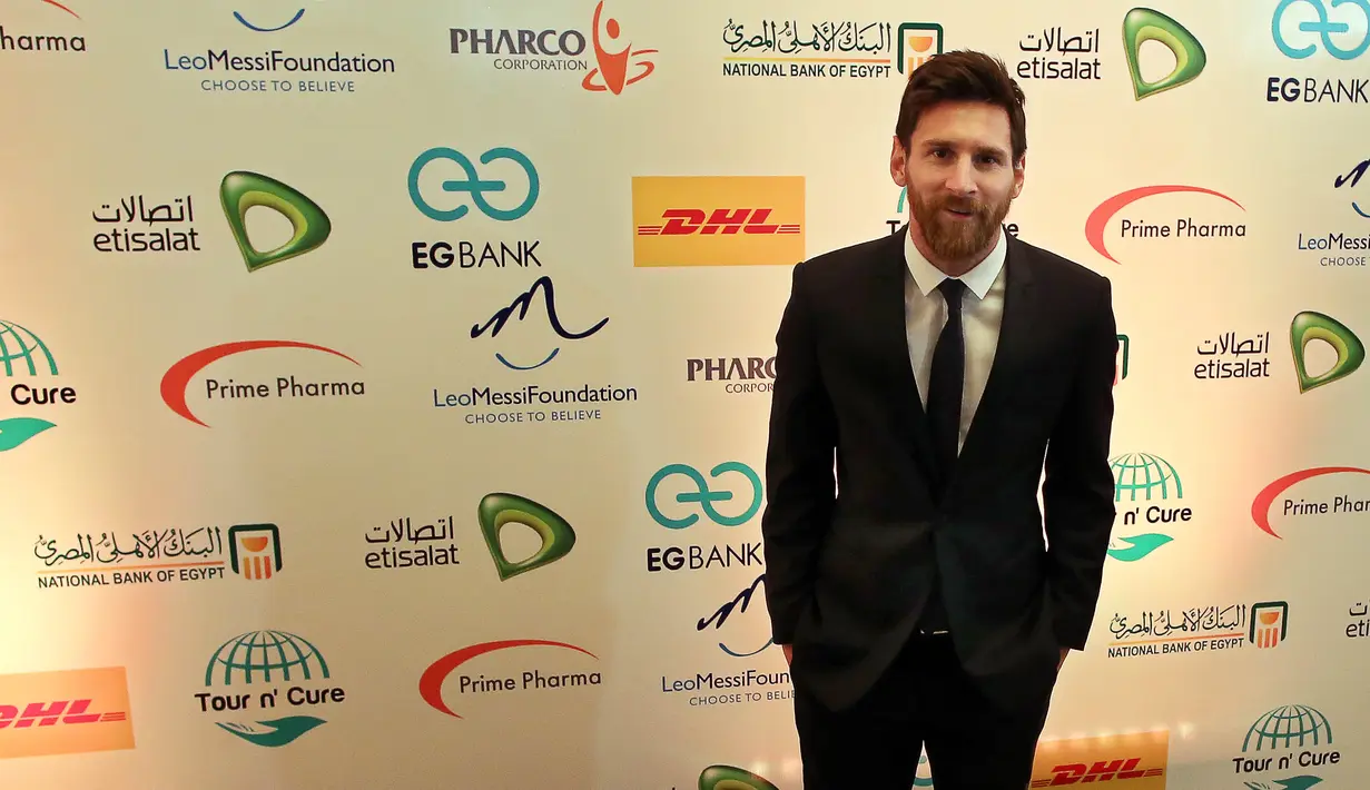 Setelah menghadiri kampanye ini, Lionel Messi dijadwalkan kembali ke Barcelona pada Jumat (24/2/2017) waktu setempat. (EPA/Khaled Elfiqi)