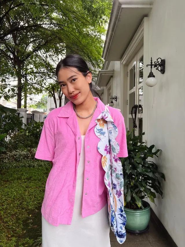 Potret OOTD Alika Islamadina yang Mulai Pamer Perut Buncit Sebelum Resmi Umumkan Kehamilan Anak Pertama