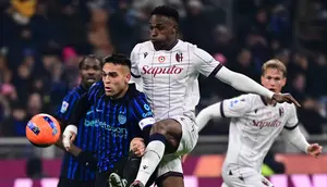 Juventus Capai Kesepakatan dengan Bologna untuk Bek Kolombia
