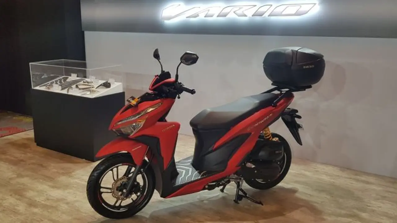 Honda Vario Terbaru 2018 Lengkap dengan Aksesorisnya - Otomotif
