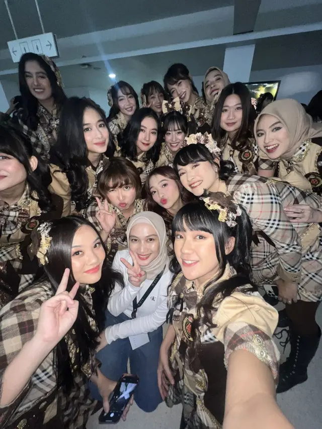 6 Potret Reunian Member JKT48 Generasi 1, Nabilah Ayu Tampil Menawan dengan Hijab