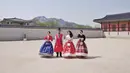 Isyana Sarasvati, Gamal, Audrey, dan Yura Yunita sudah seperti pemain drama di Korea ya. (Foto: instagram.com/gamal1990)