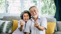 Sahabat Fimela, ingin tetap tajam di usia senja? Yuk, simak 6 cara jitu menjaga daya ingat dan fungsi kognitif agar tetap aktif, bahagia, dan menjalani masa tua dengan kualitas hidup yang lebih baik! (Foto dok: Freepik/niki98).