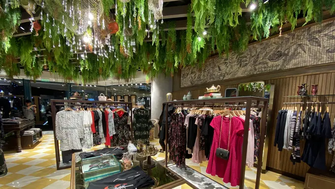 Toko terbaru Ted Baker di Grand Indonesia