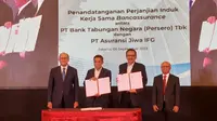 Penandatanganan perjanjian induk kerja sama bancassurance PT Bank Tabungan Negara (Persero) Tbk dengan PT Asuransi Jiwa IFG, Rabu (6/9/2023). (Foto: Liputan6.com/Gagas Y)
