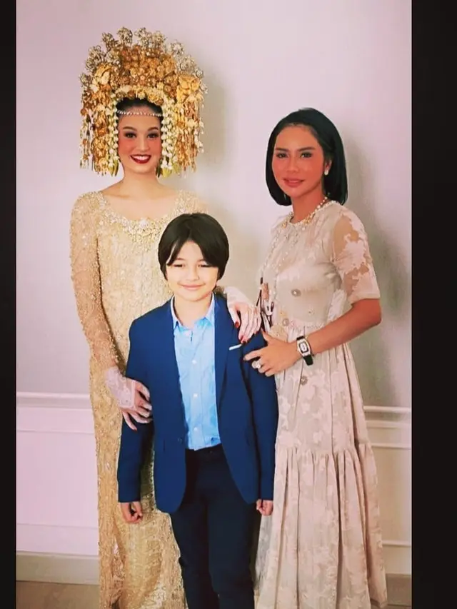Resmi Menikah, Ini 6 Potret Kedekatan Faradilla Yoshi dengan Anak Bryan McKenzie