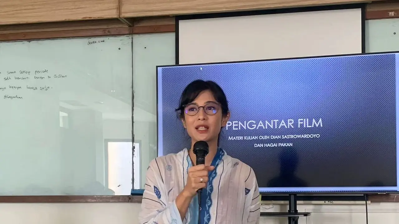 Filsafat hingga Neurosains, Deretan Artis Ini Pilih Jurusan Kuliah Antimainstream