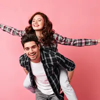 Ilustrasi Pasangan/https://www.shutterstock.com/Look&nbsp;Studio