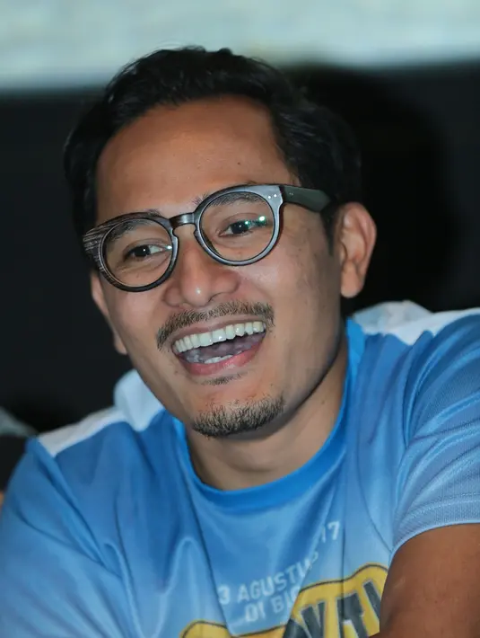 "Karakter bingung mau gimana. Yang pasti jadi Gimbal. Kalau inspirasi sih udah ada, gue selalu ngelihat Naya (sutradara)," kata Tanta Ginting di CGV Blitz Grand Indonesia, Jakarta Pusat, Kamis (13/7). (Adrian Putra/Bintang.com)