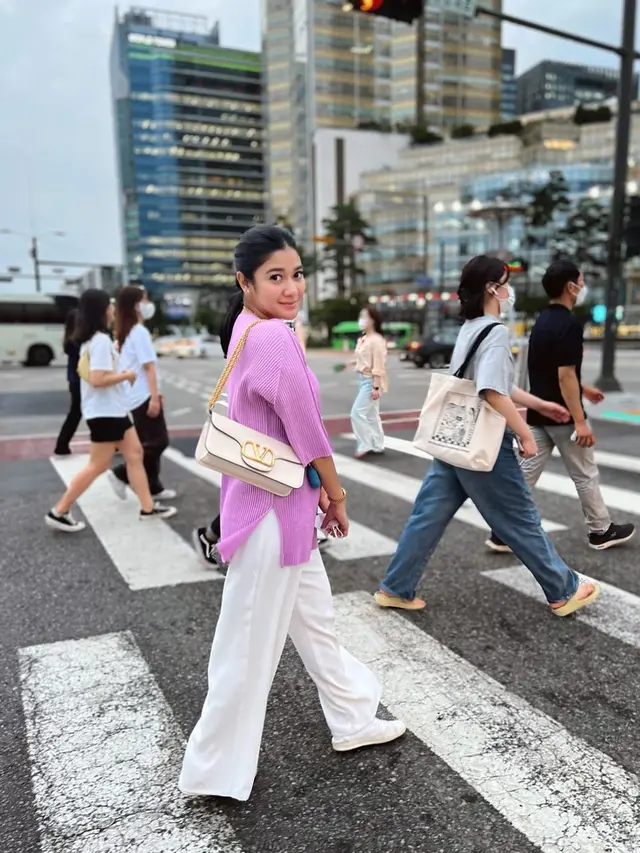 Naysila Mirdad hadiri pemutaran film dan jalan-jalan di Korea Selatan (Foto: Instagram @naymirdad)