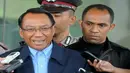 Mantan Menteri ESDM, Jero Wacik kembali mendatangi Gedung KPK, Jakarta, Rabu (11/2/2015). Jero Wacik diperiksa sebagai saksi dalam penyidikan dugaan penerimaan hadiah atau janji terkait kegiatan di Kementerian ESDM. (Liputan6.com/Herman Zakharia)