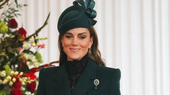 Kate Middleton Tenteng Tas Chanel Favorit Saat Sambut Sultan Oman