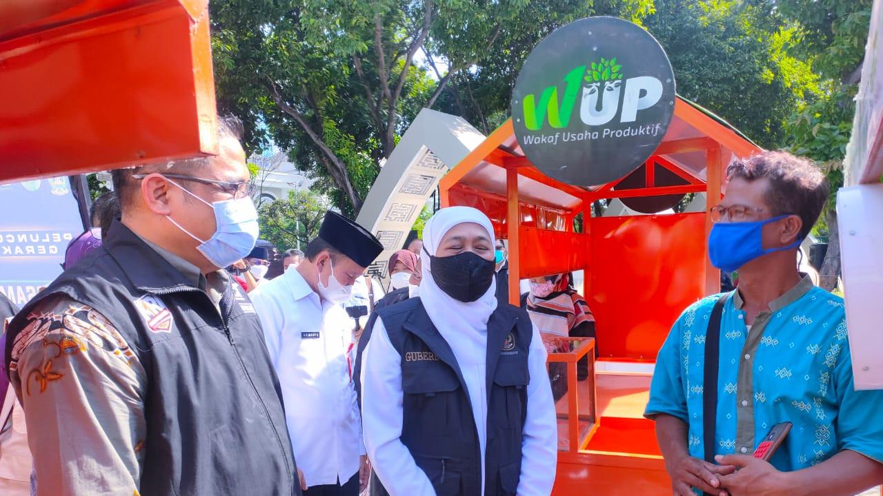 ACT menggandeng Pemerintah Provinsi Jatim meluncurkan program Gerakan Bersama Angkat Indonesia. (Dian Kurniawan/Liputan6.com)