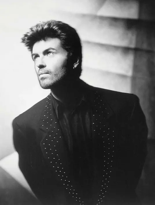 Selain itu juru bicaranya juga meminta dengan hormat agar saat ini pihak keluarga diberikan waktu untuk menghadapi suasana yang sangat sulit ini. Keluarga belum akan memberikan keterangan lebih lanjut terkait kematian George. (Instagram/georgemichael)