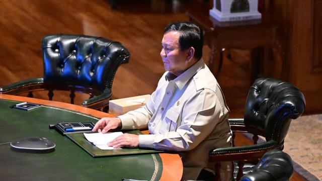 Presiden Prabowo Subianto melakukan pertemuan melalui konferensi video dengan Perdana Menteri (PM) Inggris Keir Starmer pada Sabtu (22/11/2025).