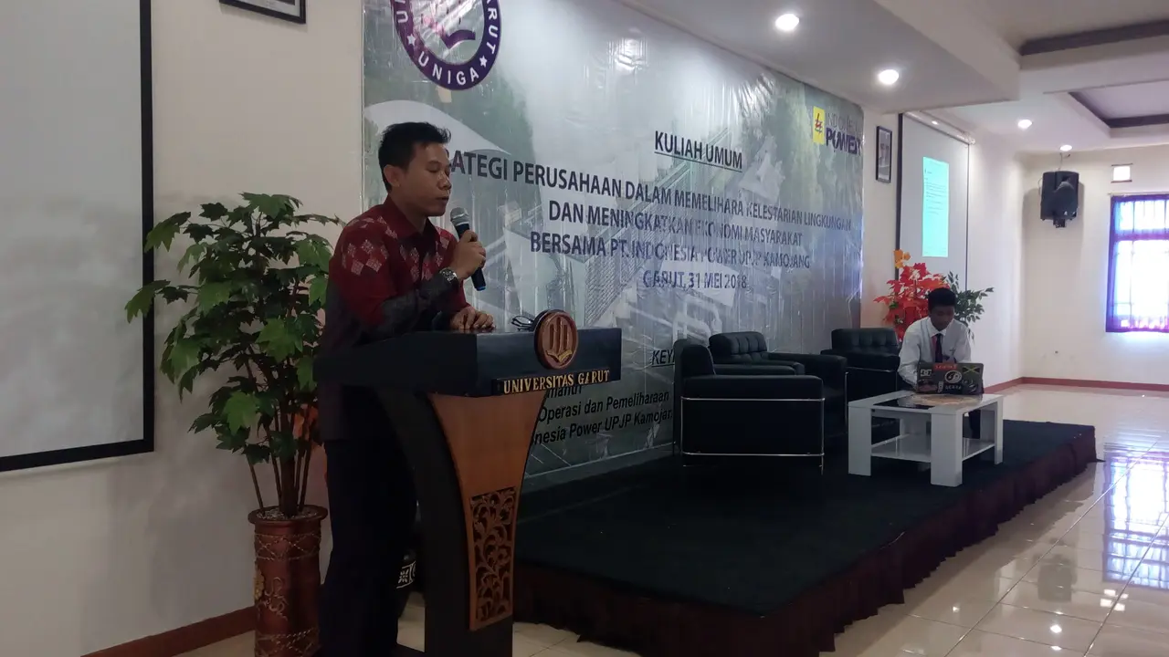 GM PT Indonesia Power UPJP Kamojang Budi Wibowo Kuliah Terbuka
