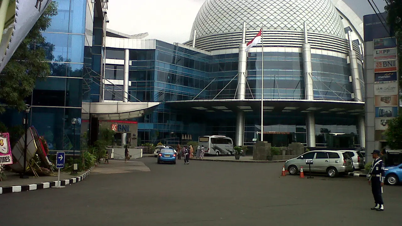 Rencana Pendirian Ritel Milik CT di Gedung Smesco Tuai rotes
