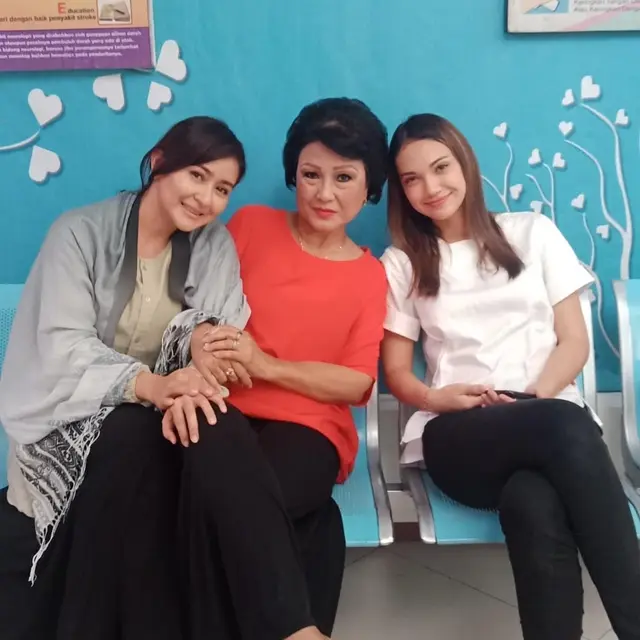 7 Potret Kebersamaan Haico dan Ine Dewi 'Samudra Cinta' di Kehidupan Nyata, Kompak