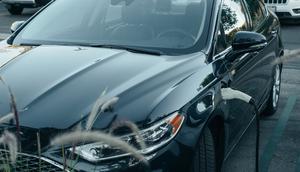 Ilustrasi baterai mobil listrik. (Photo by Kindel Media on Pexels)