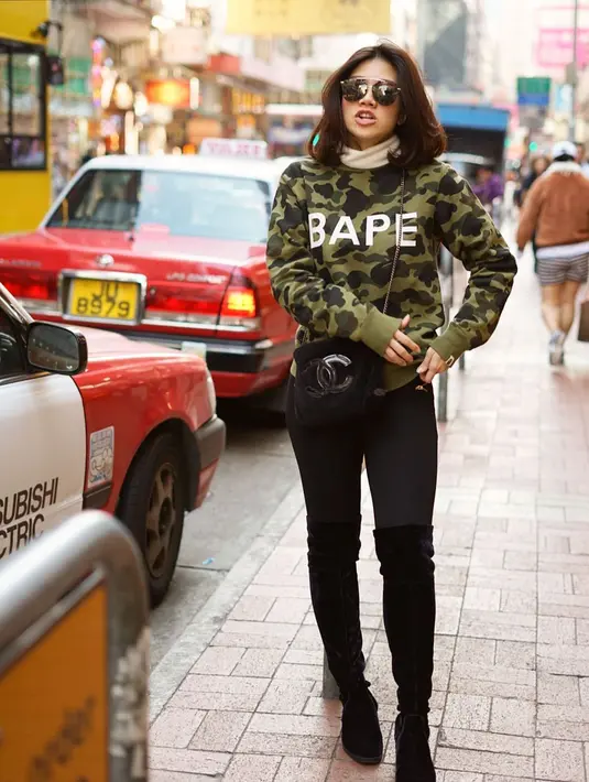 Pandemi ini memang mengubah pola hidup sebagian besar orang. Seperti Agatha Suci yang kini lebih memilah dalam berbelanja. Ia lebih mementingkan membeli barang-barang yang diperlukan. (Instagram/agatha_suci)