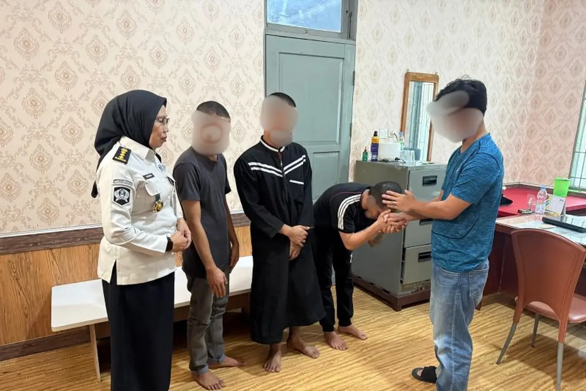 Penyelesaian insiden penikaman narapidana di Lembaga Pemasyarakatan (Lapas) Kelas I Makassar, Sulawesi Selatan.