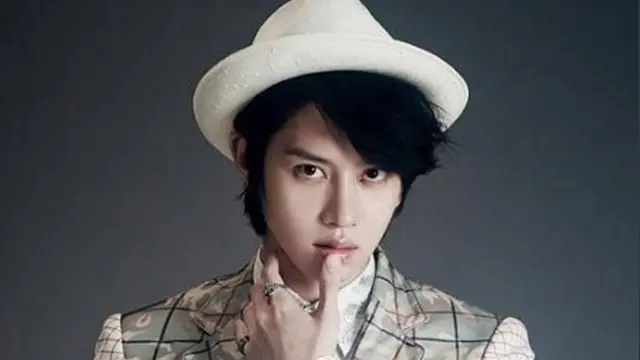 Heechul `Super Junior`