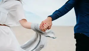 7 Tanda Ini Bisa Mengungkap Seberapa Serius Pasangan dalam Hubungan