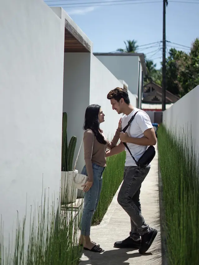 Akui Nikah Siri Sejak Desember 2021, Ini 7 Potret Mesra Aditya Zoni dan Yasmine Ow