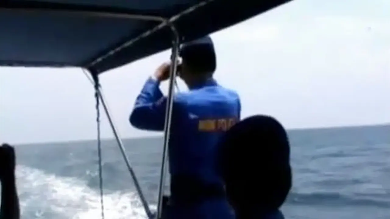 (lip6 Pagi) Kapal Motor