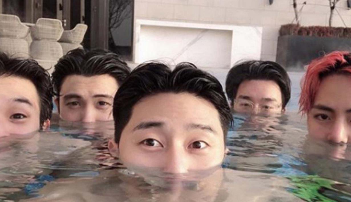 Persahabatan ketiganya juga kerap kali ditunjukkan oleh unggahan Park Seo Joon di akun Instagram-nya. (Liputan6.com/IG/@bn_sj2013)