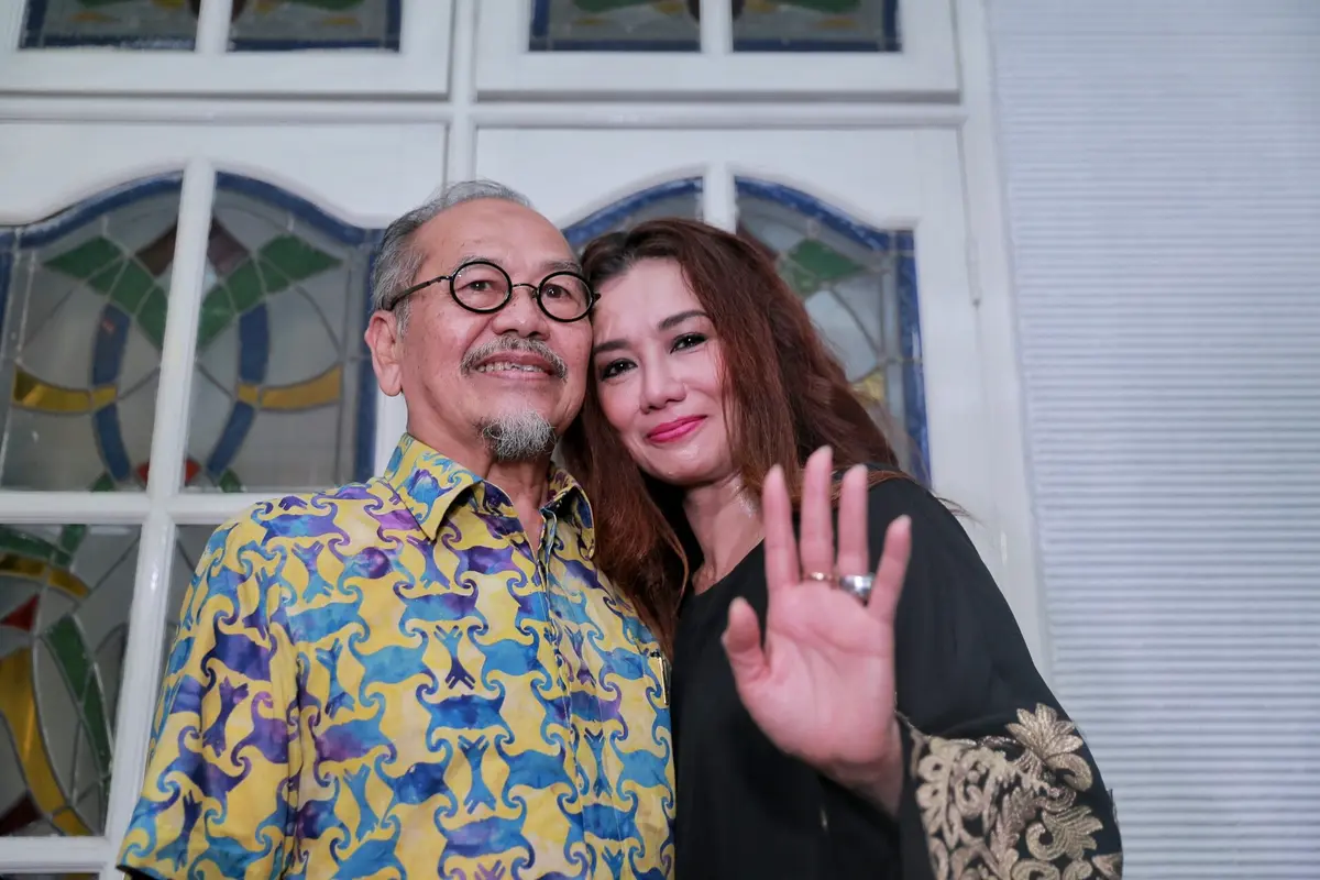 [Bintang] Reza Artamevia dan Adang Surachman