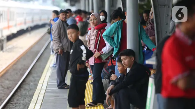 23.419 Pemudik Tinggalkan Jakarta Melalui Stasiun Pasar Senen